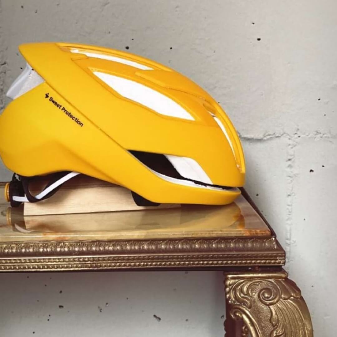 casco ciclista amarillo bikelan eibar